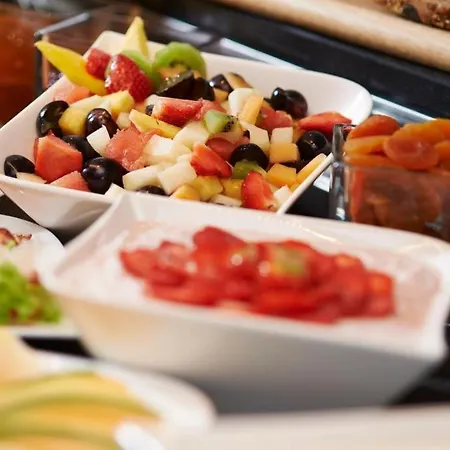 Ξενοδοχείο Mueller Cafe & Wein - Mondholzhotel 3*