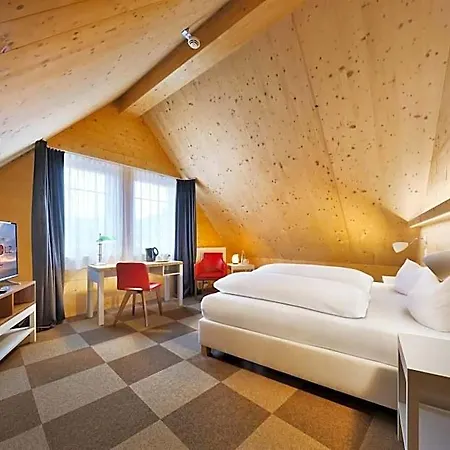 Отель Mueller Cafe & Wein - Mondholzhotel 3*