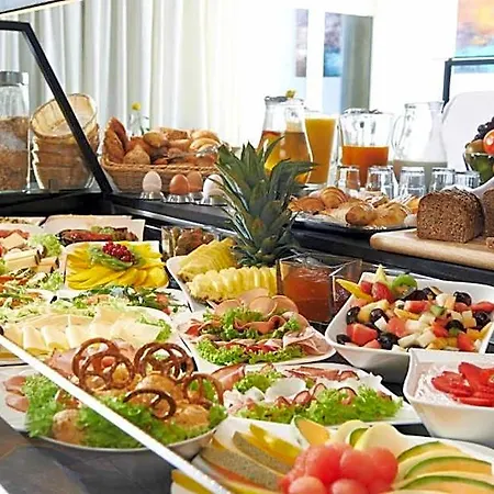Mueller Cafe & Wein - Mondholzhotel 3* Файтсхёххайм